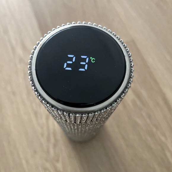 Blinged out temperature bottle with Digital affects. - Picture 2 of 2